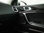 Kia Ceed 1.5 T-GDi DynamicPlusLine 160Pk Automaat (APPLE CARPLAY, GROOT NAVI, STUUR/STOELVERWARMING, SPORTSTOELEN, CAMERA, ADAPTIVE CRUISE, GETINT GLAS, NIEUWSTAAT)