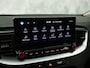 Kia Ceed 1.5 T-GDi DynamicPlusLine 160Pk Automaat (APPLE CARPLAY, GROOT NAVI, STUUR/STOELVERWARMING, SPORTSTOELEN, CAMERA, ADAPTIVE CRUISE, GETINT GLAS, NIEUWSTAAT)