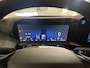 Ford Transit Custom 320 2.5 PHEV L2H1 Sport DC met o.a. uniek sport interieur, 19 inch lichtmetalen velgen, een trekhaak, een achteruitrijcamera en verwarmbare voorstoelen en stuurwiel