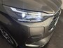Ford Transit Custom 320 2.5 PHEV L2H1 Sport DC met o.a. uniek sport interieur, 19 inch lichtmetalen velgen, een trekhaak, een achteruitrijcamera en verwarmbare voorstoelen en stuurwiel