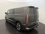 Ford Transit Custom 320 2.5 PHEV L2H1 Sport DC met o.a. uniek sport interieur, 19 inch lichtmetalen velgen, een trekhaak, een achteruitrijcamera en verwarmbare voorstoelen en stuurwiel