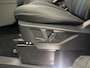 Ford Transit Custom 320 2.5 PHEV L2H1 Sport DC met o.a. uniek sport interieur, 19 inch lichtmetalen velgen, een trekhaak, een achteruitrijcamera en verwarmbare voorstoelen en stuurwiel