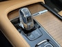 Volvo XC90 2.0 T8 Twin Engine AWD | HEICO | Inscription | Trekhaak wegklapbaar | Panoramadak | Luchtvering | 360 camera | 7-persoons | Navigatie | Apple CarPlay | Stoelverwarming&ventilatie | Stuurverwarming | Lederen bekleding met memory | Head up | Bowers&Wilkins | 22 inch HEICO velgen | Adaptieve cruise | Elektrische achterklep |Volledig onderhouden | Origineel Nederlandse auto NAP