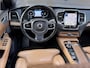 Volvo XC90 2.0 T8 Twin Engine AWD | HEICO | Inscription | Trekhaak wegklapbaar | Panoramadak | Luchtvering | 360 camera | 7-persoons | Navigatie | Apple CarPlay | Stoelverwarming&ventilatie | Stuurverwarming | Lederen bekleding met memory | Head up | Bowers&Wilkins | 22 inch HEICO velgen | Adaptieve cruise | Elektrische achterklep |Volledig onderhouden | Origineel Nederlandse auto NAP