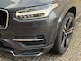 Volvo XC90 2.0 T8 Twin Engine AWD | HEICO | Inscription | Trekhaak wegklapbaar | Panoramadak | Luchtvering | 360 camera | 7-persoons | Navigatie | Apple CarPlay | Stoelverwarming&ventilatie | Stuurverwarming | Lederen bekleding met memory | Head up | Bowers&Wilkins | 22 inch HEICO velgen | Adaptieve cruise | Elektrische achterklep |Volledig onderhouden | Origineel Nederlandse auto NAP