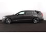 Volvo V60 T6 Recharge AWD Plus Dark - IntelliSafe Assist & Surround - 360º Camera - Harman/Kardon audio - Adaptieve LED koplampen - Verwarmde voorstoelen, stuur & achterbank - Parkeersensoren voor & achter - Elektr. bedienb. voorstoelen met geheugen - Extra getint glas - Inklapbare trekhaak - 18' LMV
