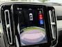 Volvo XC40 B4 Plus Dark | Trekhaak | Harman / Kardon | Power Seats | Climate Pack |