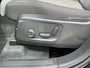 Volvo XC40 B4 Plus Dark | Trekhaak | Harman / Kardon | Power Seats | Climate Pack |