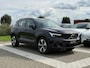 Volvo XC40 B4 Plus Dark | Trekhaak | Harman / Kardon | Power Seats | Climate Pack |