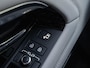 Land Rover Range Rover Evoque 1.5 P300e AWD | R-Dynamic | Virtual display | Stuurverwarming | 360 camera | Dodehoek |