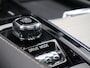 Volvo XC90 2.0 T8 Recharge AWD R-Design / Luchtvering / Bowers & Wilkens / Head-Up Display / Panoramadak / 22" Velgen / Trekhaak /