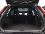 Volvo XC90 2.0 T8 Recharge AWD R-Design / Luchtvering / Bowers & Wilkens / Head-Up Display / Panoramadak / 22" Velgen / Trekhaak /