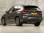 BMW X1 xDrive25e M Sport High Executive 221Pk Automaat (PANORAMADAK, M PAKKET, GROOT NAVI, LEDER, STOELVERWARMING, SPORTSTOELEN, GETINT GLAS, SFEERVERLICHTING, NIEUWSTAAT)