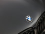BMW X1 xDrive25e M Sport High Executive 221Pk Automaat (PANORAMADAK, M PAKKET, GROOT NAVI, LEDER, STOELVERWARMING, SPORTSTOELEN, GETINT GLAS, SFEERVERLICHTING, NIEUWSTAAT)