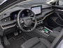 Skoda Superb Combi 1.5TSI 160kW/218PK PHEV Laurin & Klement · Trekhaak · 360°Camera · Canton sound · Achterbank verwarmd · Apple/Android Car Play ·