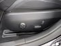 Mercedes-Benz C-klasse 300 e AMG Line | Panoramadak | Night | Sfeerverlichting | Getint glas | Stoelverwarming | Keyless | 360 graden camera |