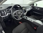 Volvo V60 2.0 B3 Momentum Advantage Aut. | Stoel + stuurverwarming | Navigatie | Camera | 19" lm-wielen |