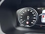 Volvo V60 2.0 B3 Momentum Advantage Aut. | Stoel + stuurverwarming | Navigatie | Camera | 19" lm-wielen |