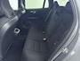 Volvo V60 2.0 B3 Momentum Advantage Aut. | Stoel + stuurverwarming | Navigatie | Camera | 19" lm-wielen |