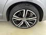 Volvo V60 2.0 B3 Momentum Advantage Aut. | Stoel + stuurverwarming | Navigatie | Camera | 19" lm-wielen |