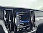 Volvo V60 2.0 B3 Momentum Advantage Aut. | Stoel + stuurverwarming | Navigatie | Camera | 19" lm-wielen |