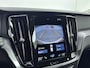 Volvo V60 2.0 B3 Momentum Advantage Aut. | Stoel + stuurverwarming | Navigatie | Camera | 19" lm-wielen |