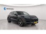 Porsche Cayenne 3.0 E-HYBRID 469PK / NAVI / LEDER / CLIMA / LED-MATRIX / 1E EIGENAAR / ORG. NL / BTW AUTO / PANO. DAK / 22" LMV / SOFT-CLOSE / SPORT CHRONO / BOSE / ACHTERASBESTURING / RACE-TEX CARBON STUURWIEL / SPORT UITLAAT !!
