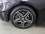 Mercedes-Benz A-klasse 250e Business Solution AMG | Panoramaschuifdak | Premium Plus | Head-up display | Dodehoekassistent |