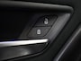 Mercedes-Benz A-klasse 250e Business Solution AMG | Panoramaschuifdak | Premium Plus | Head-up display | Dodehoekassistent |