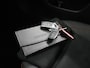 Mercedes-Benz A-klasse 250e Business Solution AMG | Panoramaschuifdak | Premium Plus | Head-up display | Dodehoekassistent |