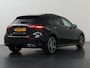 Mercedes-Benz A-klasse 250e Business Solution AMG | Panoramaschuifdak | Premium Plus | Head-up display | Dodehoekassistent |