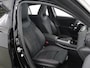 Mercedes-Benz A-klasse 250e Business Solution AMG | Panoramaschuifdak | Premium Plus | Head-up display | Dodehoekassistent |