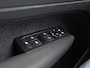 Volvo XC40 1.5 T5 Recharge R-Design 252Pk Automaat (APPLE CARPLAY, GROOT NAVI, CAMERA, HARMAN/KARDON, LEDER/ALCANTARA, SPORTSTOELEN, GETINT GLAS, NIEUWSTAAT)