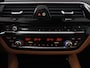 BMW 5-Serie Touring 530i xDrive High Executive | Pano.Dak | Trekhaak | Head-Up | Camera | Stoelverwarming | Stuurwielverwarming |