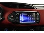 Toyota Yaris 1.5 Hybrid Bi-Tone Camera, Cruise Control, Stoelverwarming, Bluetooth