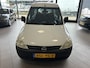 Opel Combo 1.4-16V Comfort APK 10-27 BJ 2006 !!