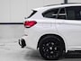 BMW X1 xDrive20i M Sport | Trekhaak 2000kg | Panoramadak | Uniek! | Extreem netjes! |