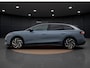Volkswagen ID.7 Tourer First Edition 77 kWh | Pano dak | Trekhaak | 360 Camera | Navigatie | Stoelverwarming/-ventilatie |