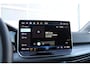 Volkswagen Golf 1.5 eHybrid 204pk Life Edition | App Connect | Trekhaak | Achteruitrijcamera