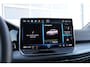 Volkswagen Golf 1.5 eHybrid 204pk Life Edition | App Connect | Trekhaak | Achteruitrijcamera