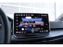 Volkswagen Golf 1.5 eHybrid 204pk Life Edition | App Connect | Trekhaak | Achteruitrijcamera