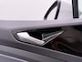 Volkswagen ID.4 Pro Business 77 kWh | ACC | Zwenkbare trekhaak | Navi | Stoelverwarming |