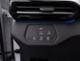 Volkswagen ID.4 Pro Business 77 kWh | ACC | Zwenkbare trekhaak | Navi | Stoelverwarming |