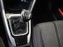 Volkswagen T-Roc 1.0 TSI Life | Digital cockpit Pro | Parkeerassistent | Achteruitrijcamera | Navigatie | Adaptieve cruise control | Draadloze telefoonlader | CarPlay |