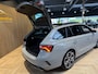 Skoda Octavia Combi 2.0 TSI iV RS panoramadak | voorzien van skoda paraplu in de deur