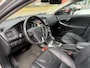 Volvo V40 Cross Country 1.5 T3 Summum | 2E EIGENAAR | 3/6 of 12 MND GARANTIE | PANO DAK | CAMERA | NAVI | MEMORY |