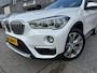 BMW X1 xDrive20i xLine | 3E EIGENAAR | 3/6/12MND GARANTIE| PANO DAK | HEAD UP | LEDER | NAVI |