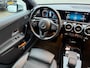 Mercedes-Benz A-klasse 180 Business Solution | 3/6/12MND GARANTIE | NAVIGATIE | CRUISE |LED | DAB | PDC | LMV | GOED ONDERHOUDEN |