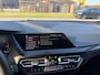 BMW 1-Serie 116d Executive | 1E EIGENAAR | 3/6/12MND GARANTIE | AUTOMAAT | LED | CARPLAY | SFEERVERLICHTING | CRUISE | AIRCO |