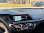 BMW 1-Serie 116d Executive | 1E EIGENAAR | 3/6/12MND GARANTIE | AUTOMAAT | LED | CARPLAY | SFEERVERLICHTING | CRUISE | AIRCO |